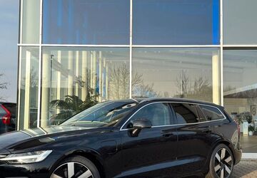 Volvo V60 2.000 km 62.900 &euro; Kirchheim/Teck 73230
