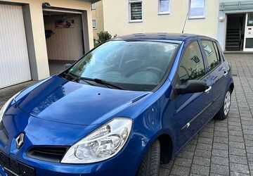 Renault Clio 159.000 km 2.990 &euro; Reutlingen 72760