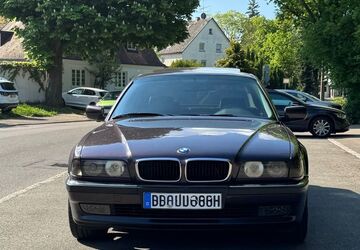 BMW 730 280.000 km 8.500 &euro; Sindelfingen 71065