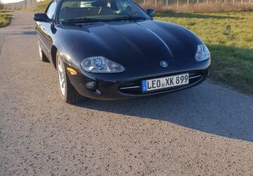 Jaguar XK8 156.000 km 12.750 &euro; Reutlingen 72766