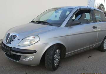 Lancia Ypsilon 128.000 km 2.300 &euro; Esslingen 73734