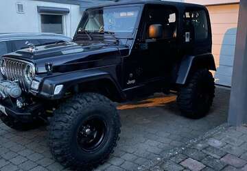 Jeep Wrangler 202.000 km 23.900 &euro; Neustetten 72149