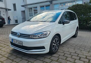 VW Touran 142.000 km 16.500 &euro; Reutlingen 72766