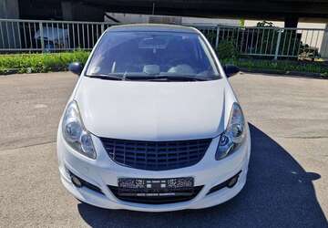 Opel Corsa 124.000 km 2.000 &euro; Reutlingen 72760