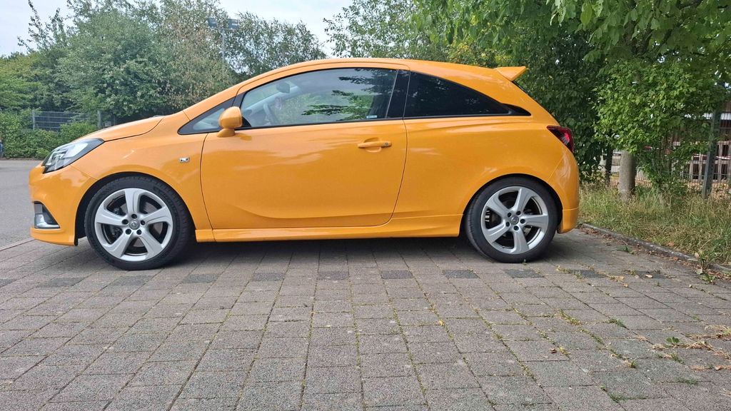 Opel Corsa 138.646 km 9.000 &euro; Reutlingen 72770