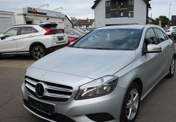 Mercedes-Benz A 180 87.000 km 10.900 &euro; Böblingen 71032
