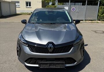 Renault Clio 1.100 km 15.000 &euro; Aichtal 72631