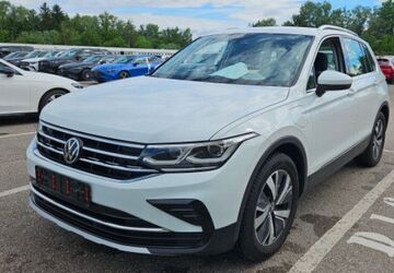 VW Tiguan 114.000 km 22.799 &euro; Reutlingen / Mittelstadt 72766