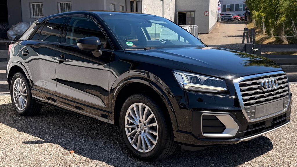 Audi Q2 152.000 km 14.950 &euro; Reutlingen 72766
